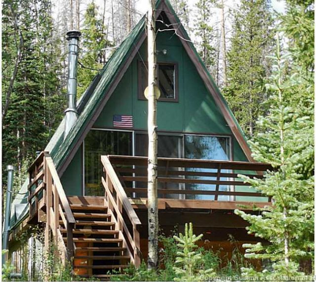 Home in Meadowbrook Acres Sub, Silverthorne, CO — photo 1 (MLS S386033)