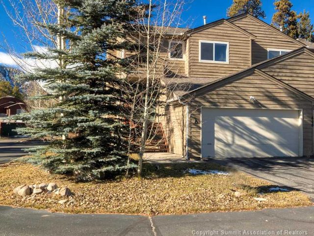 Duplex in Mountain Pines Sub, Frisco, CO — photo 1 (MLS S386085)