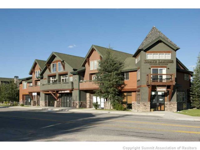 Townhome in Drake Landing Condo, Frisco, CO — photo 1 (MLS S387353)