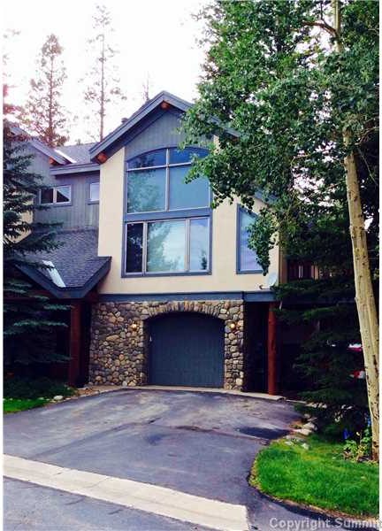 Duplex in Pines At 4 Oclock Sub, Breckenridge, CO — photo 1 (MLS S389308)