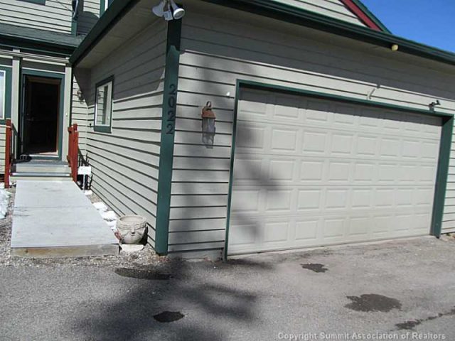 Duplex in Preserve At Wildernest, Silverthorne, CO — photo 1 (MLS S390941)