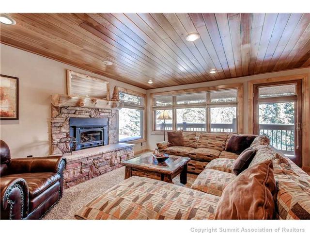 Townhome in Tyra Summit Condo, Breckenridge, CO — photo 1 (MLS S391488)
