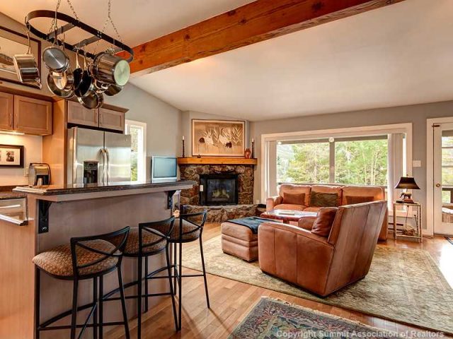 Condo in Quatre Vivant Condo, Breckenridge, CO — photo 1 (MLS S392851)