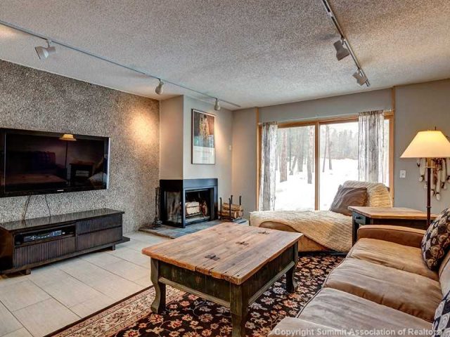Townhome in Claimjumper Condo, Breckenridge, CO — photo 1 (MLS S394777)