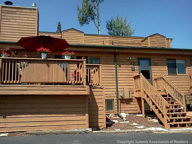 Townhome in Wildernest Sub, Silverthorne, CO — photo 1 (MLS S394794)