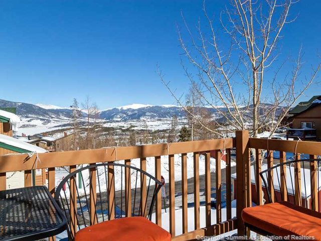 Townhome in Saddle Ridge Townhomes, Silverthorne, CO — photo 1 (MLS S394933)