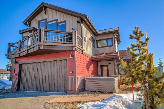 Townhome in Retreat At Frisco Mines Townhomes, Frisco, CO — photo 1 (MLS SU1047980)