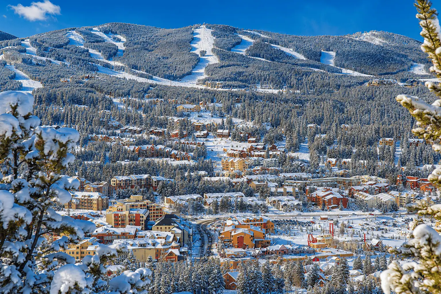 Breckenridge Ski Resort winter activities and mountain views Breckenridge Ski Resort winter mountain views with snowy ski slopes